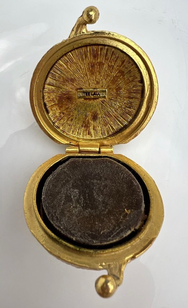 Vintage Estée Lauder glam compact ✨🦋☀️