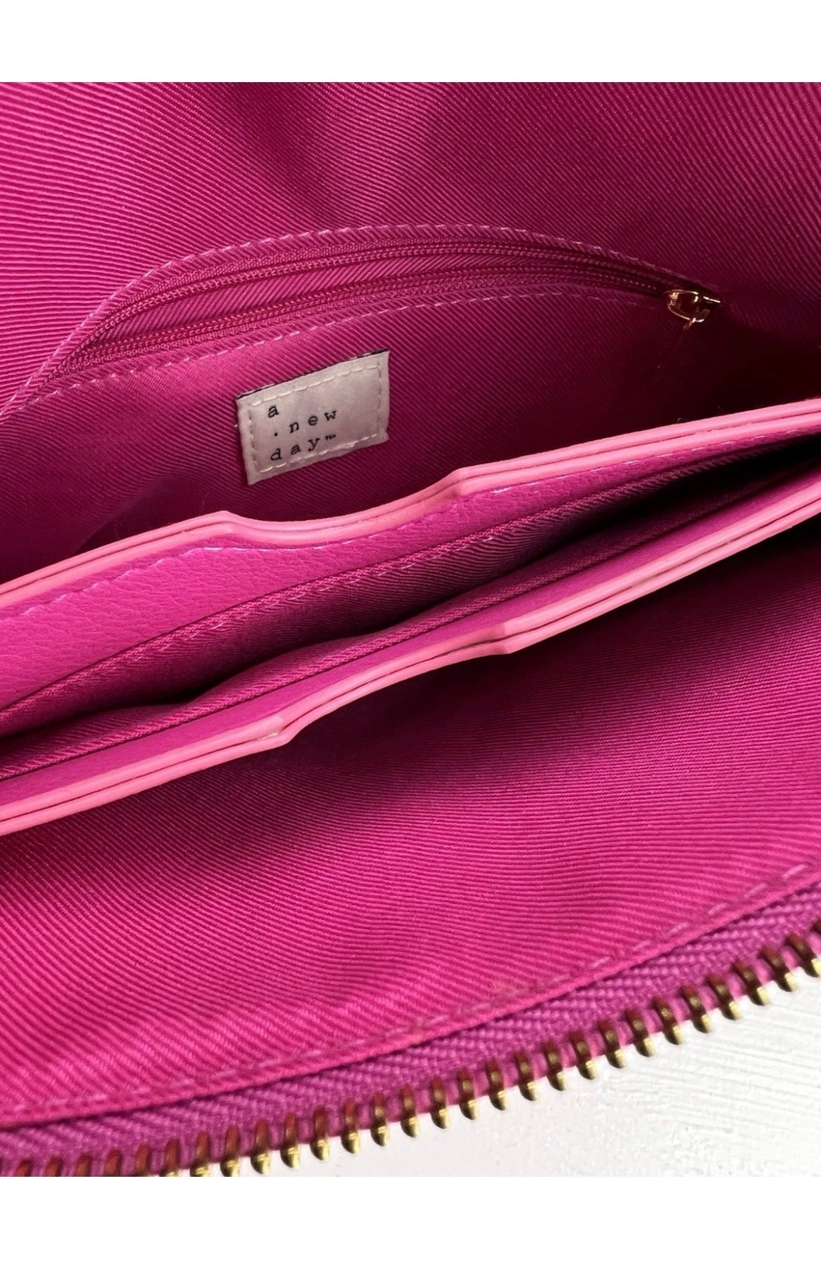 Dragon Fruit Crossbody 👛✨💖