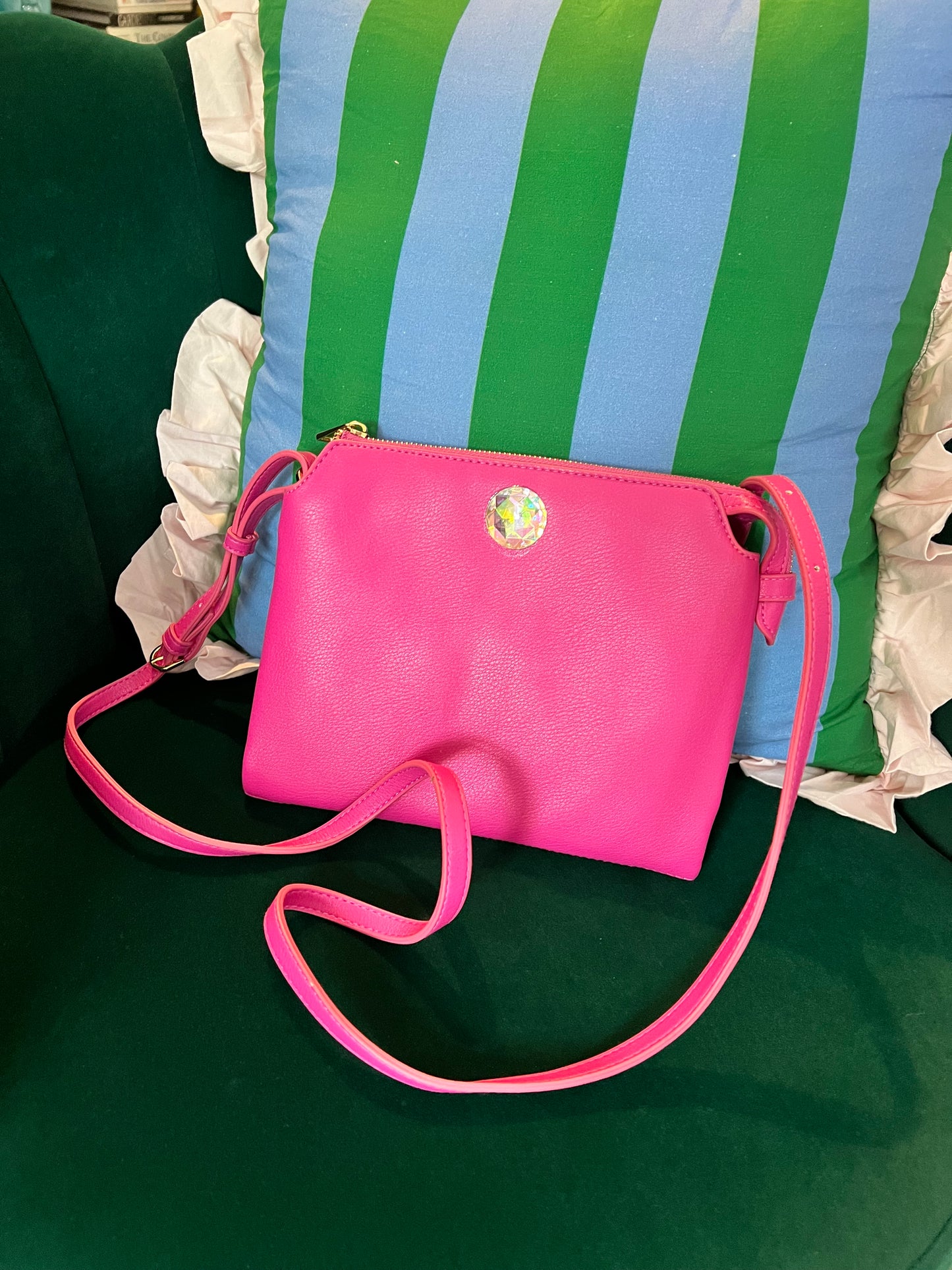 Dragon Fruit Crossbody 👛✨💖