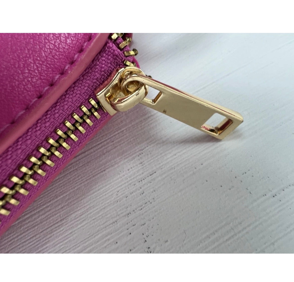 Dragon Fruit Crossbody 👛✨💖
